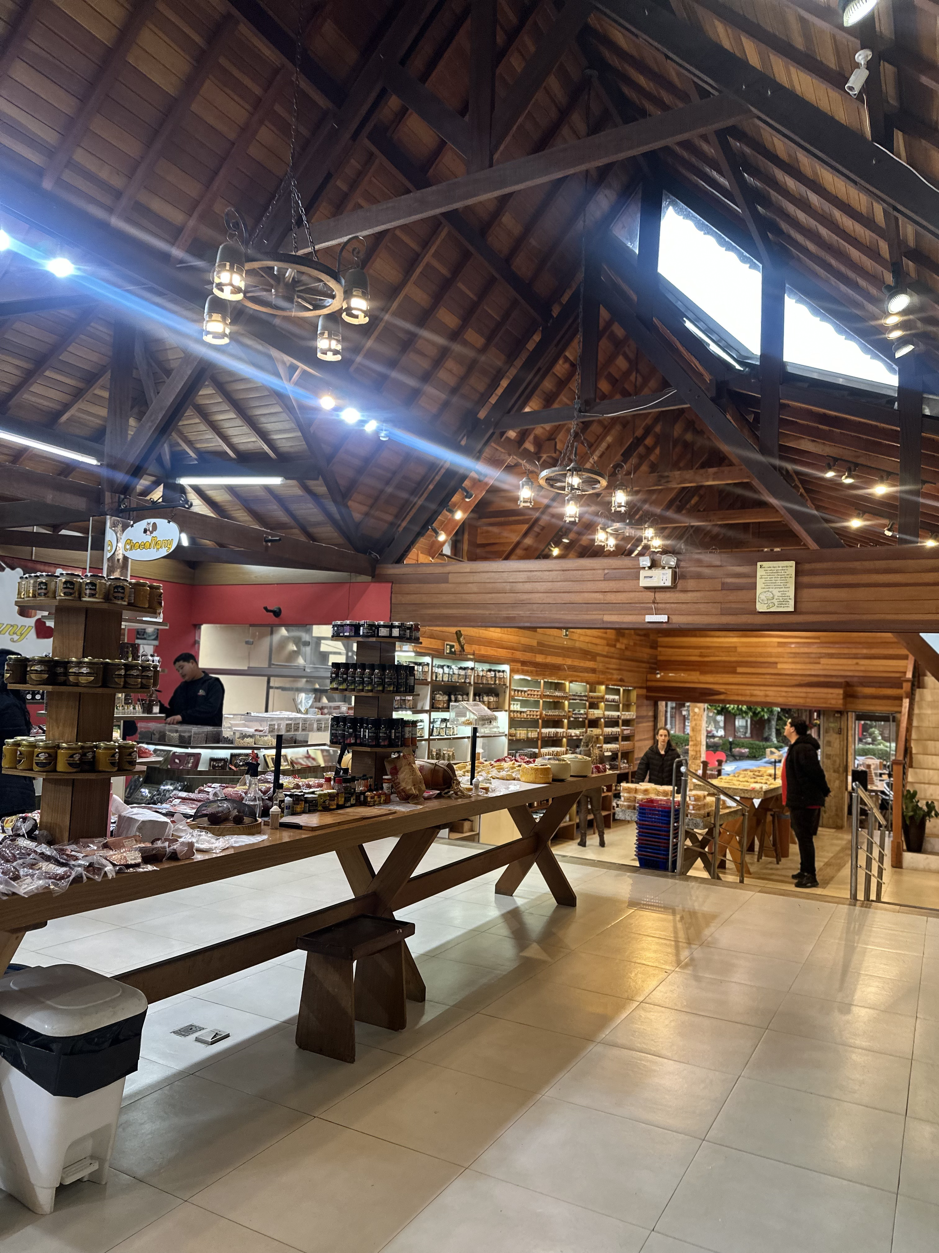 Interior da Loja A Pioneira